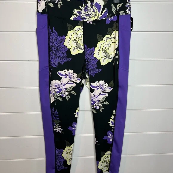 Lularoe Brave work out pant 1X purple floral NWT - Picture 3 of 6